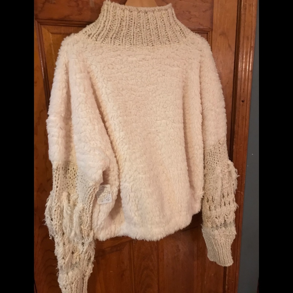 Free People NWT Wonderland Pullover Sweater, M&L - Picture 2 of 6